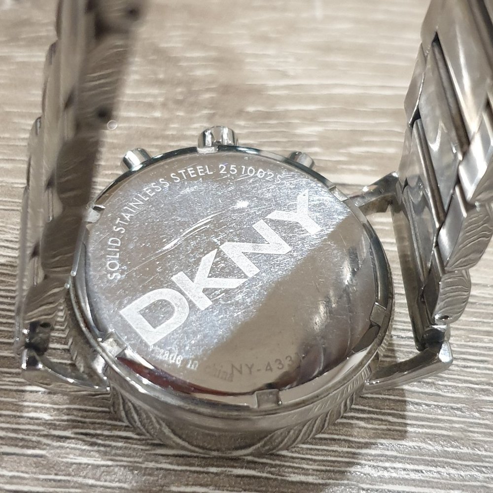 DKNY Watch (Authentic) - Picture 8 of 14